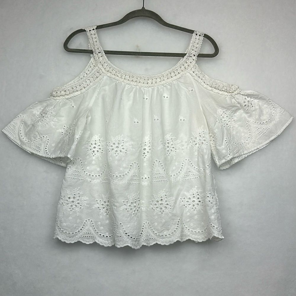 Bohemian cotton top  with bare shoulders Sz M  Cut-out detail